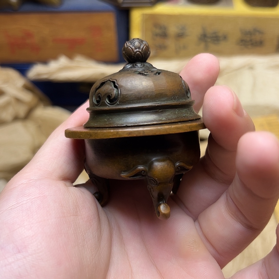 精美铜器摆件下单