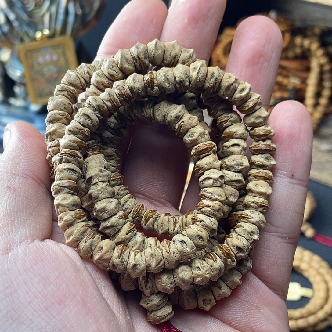 柏香籽/百香籽吊坠