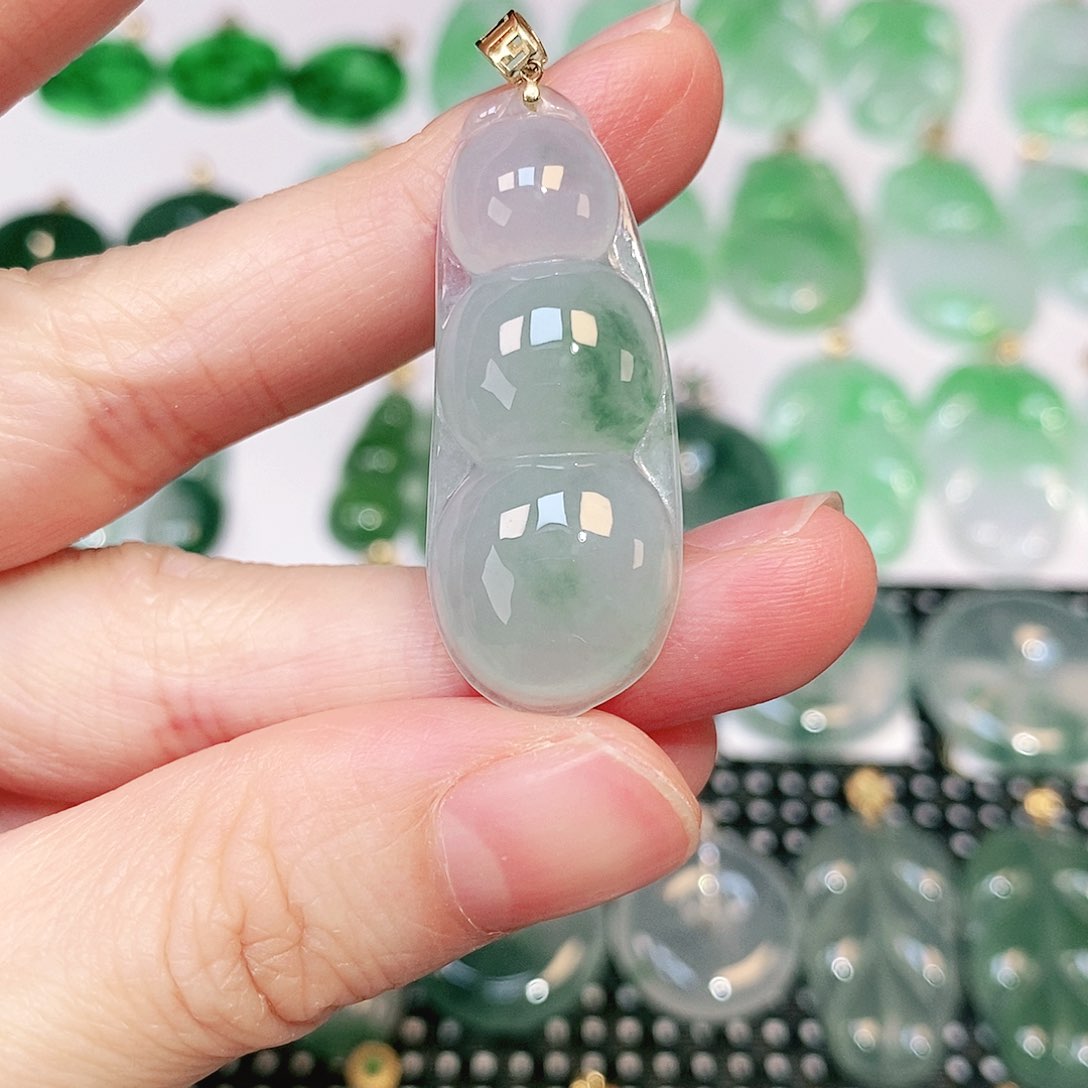 翡翠吊坠(不含链)18K金镶嵌