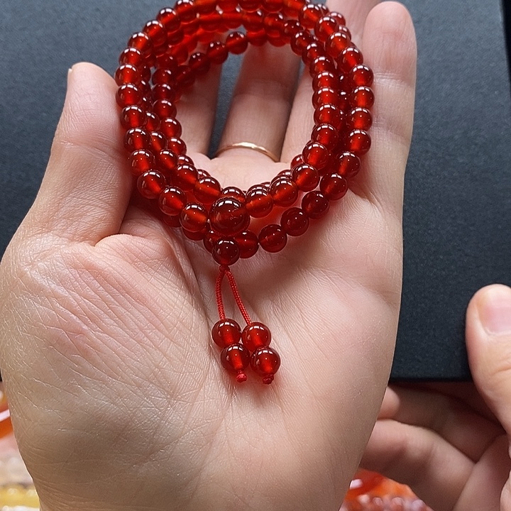 道***。玛瑙/玉髓未镶嵌手链卡6多圈两天鉴赏