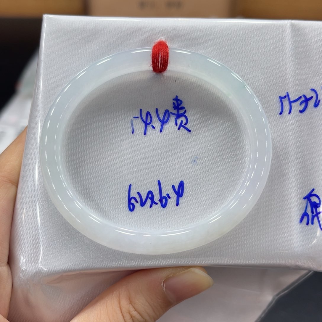 未镶嵌手镯翡翠翡翠