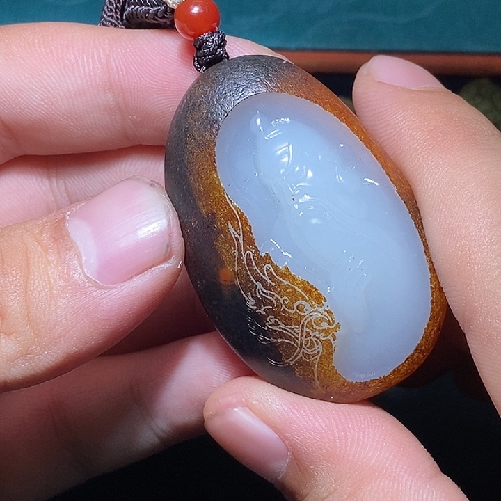 A***y和田玉未镶嵌颈饰CC