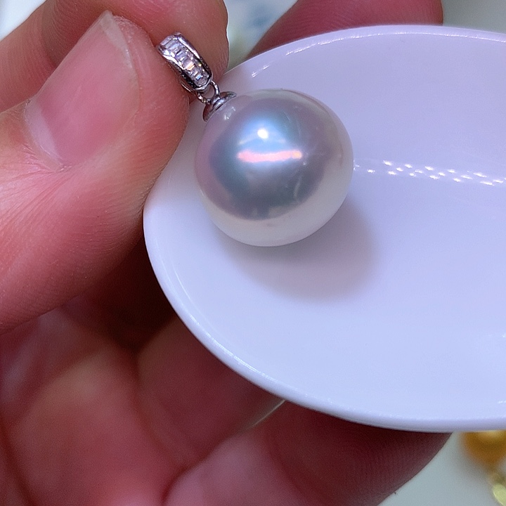 银S925镶嵌耳饰淡水珍珠