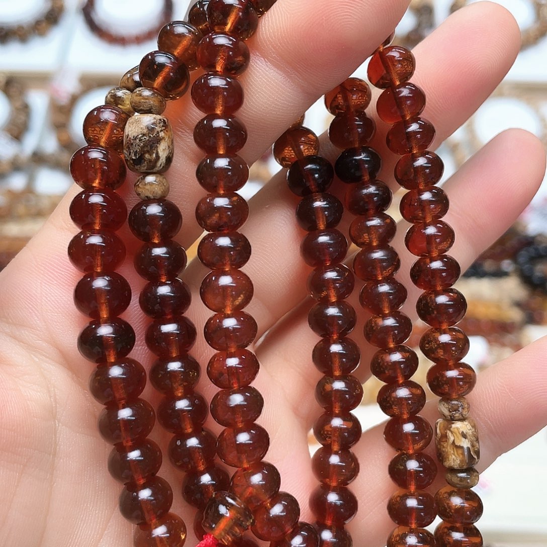 *****未镶嵌琥珀裸石八72609