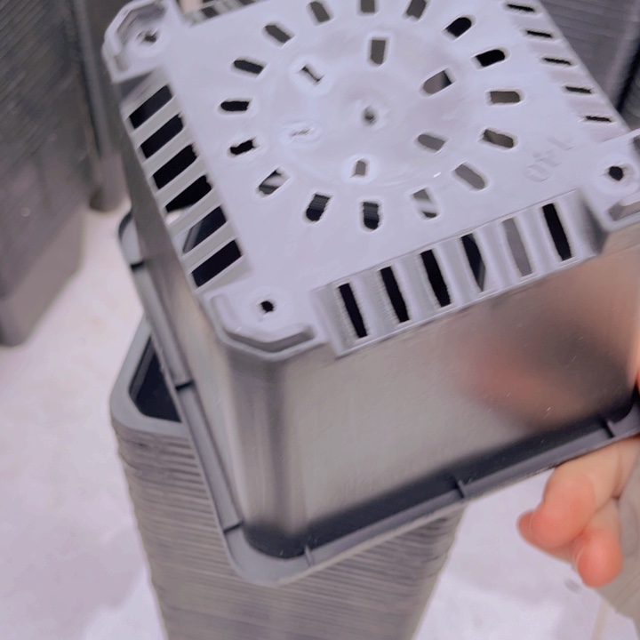 树脂140黑方口13高10一组20个