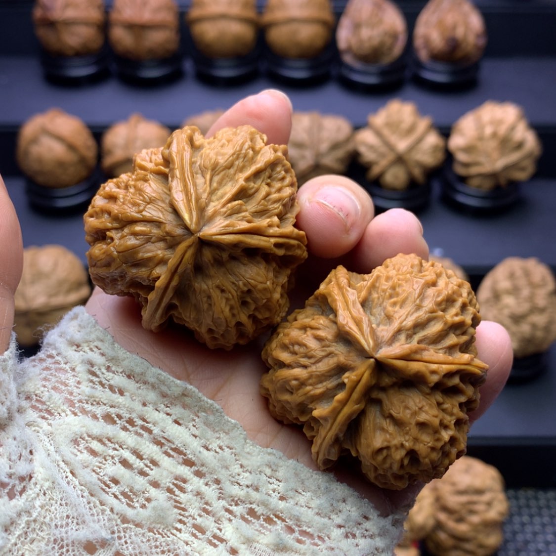 【闪购商品】文玩核桃吊坠小*高山流水