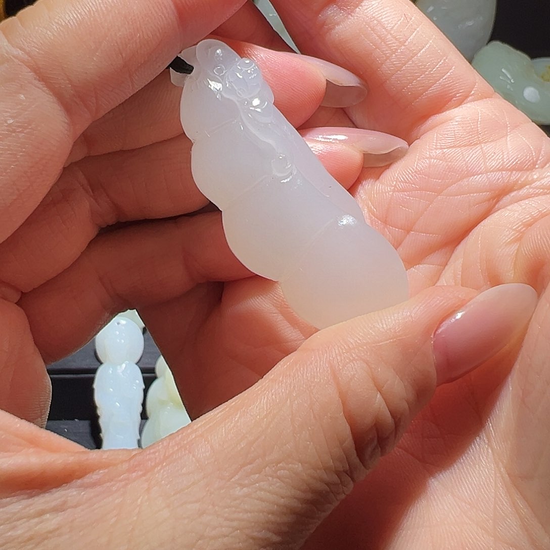 颈饰未镶嵌和田玉好**体