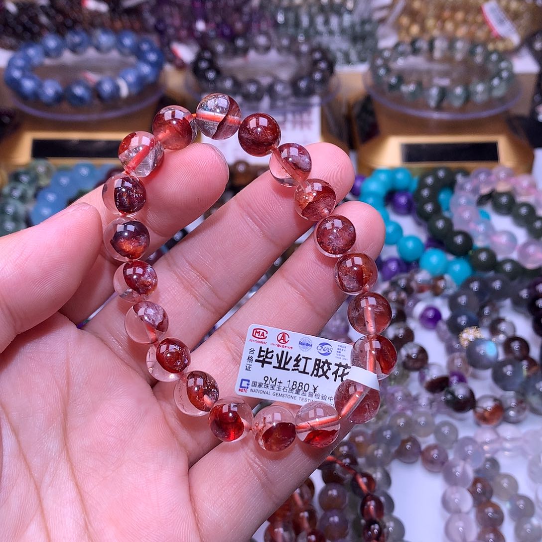 水晶手串未镶嵌9.8mm红胶花