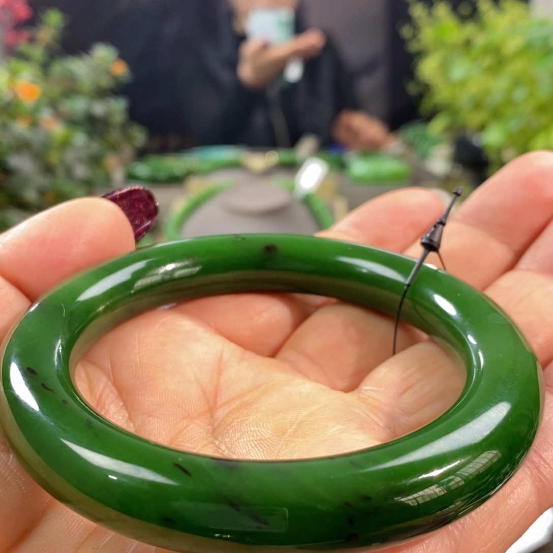 和田玉（碧玉）手镯未镶嵌