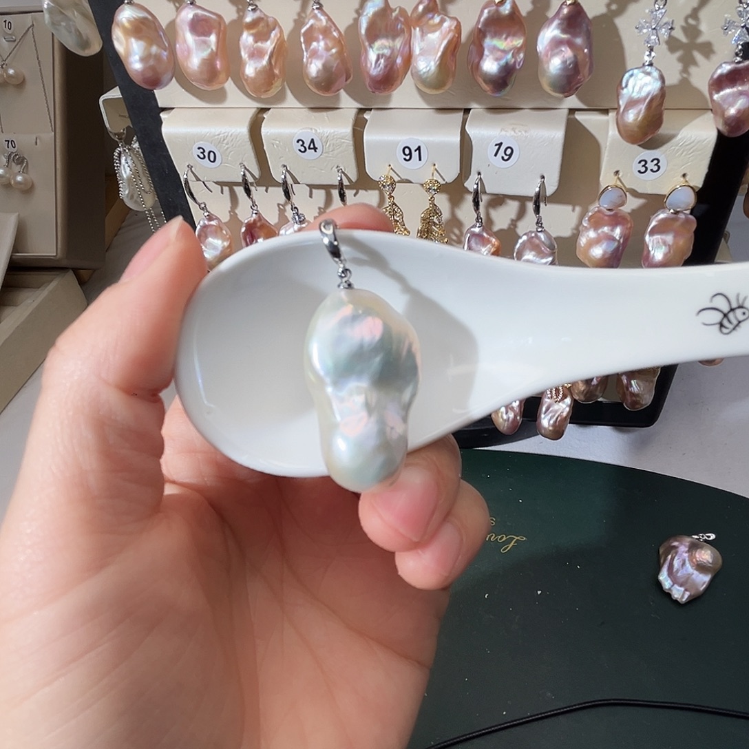 九***娘耳饰未镶嵌淡水珍珠