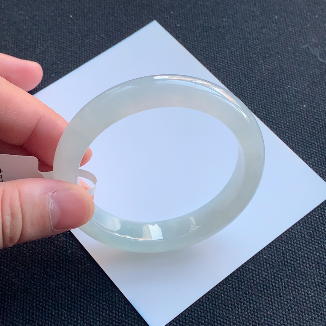 翡翠未镶嵌手镯3号