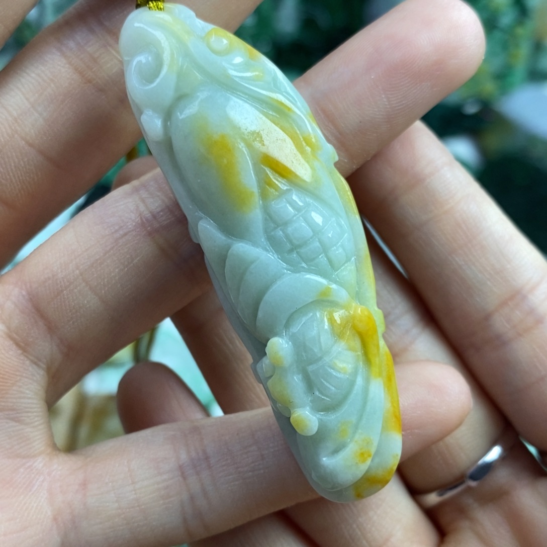 翡翠颈饰未镶嵌吊坠