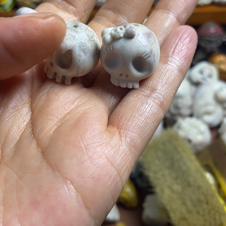 配饰鹿角雕刻一一起出