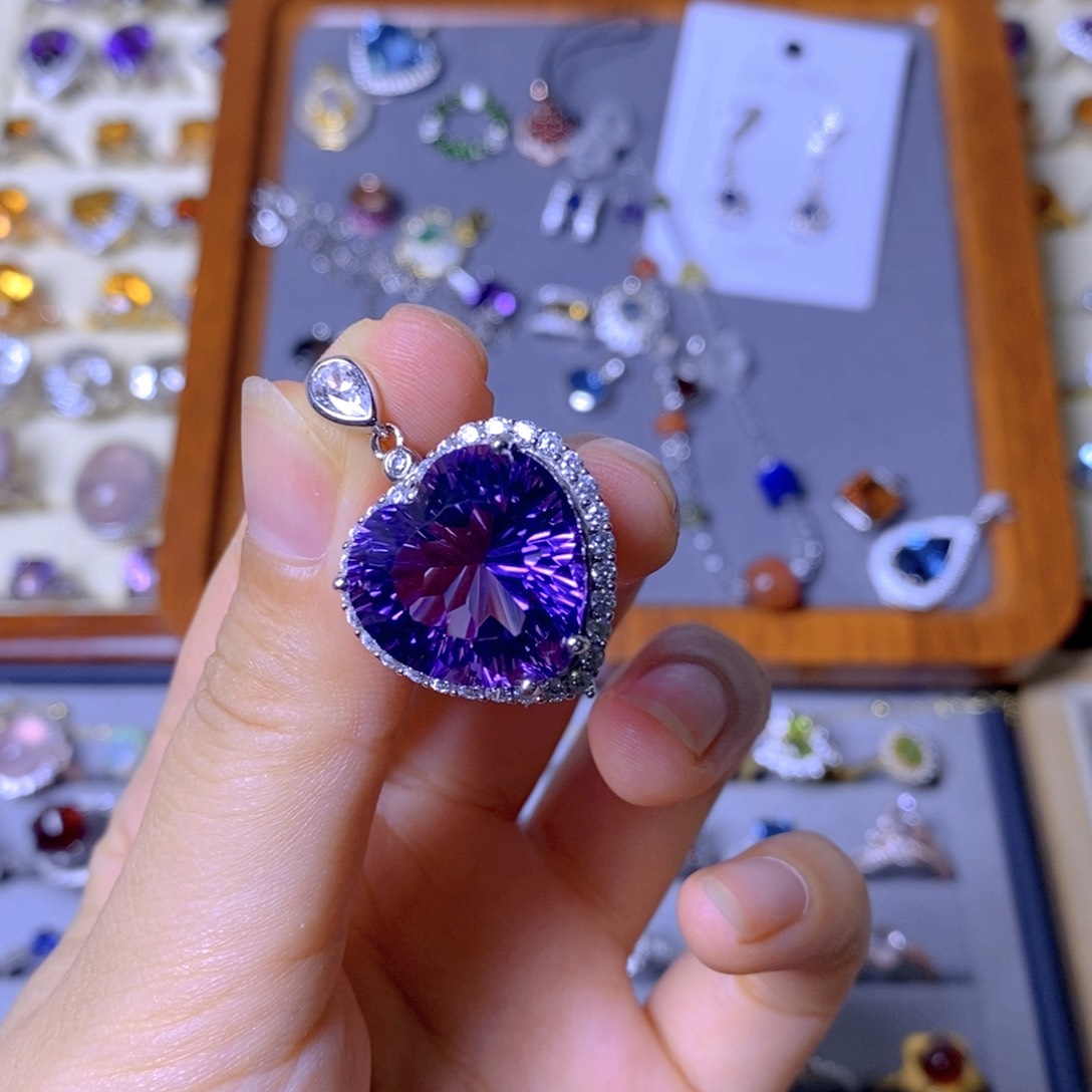 银S925镶嵌吊坠(不含链)水晶子****