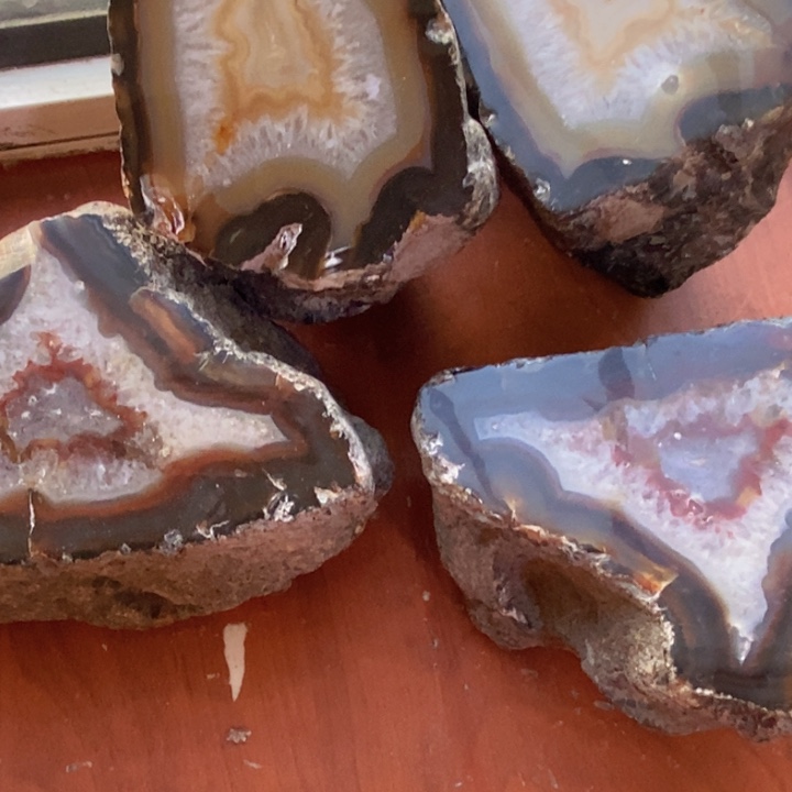 未镶嵌颈饰玛瑙/玉髓阿**佛