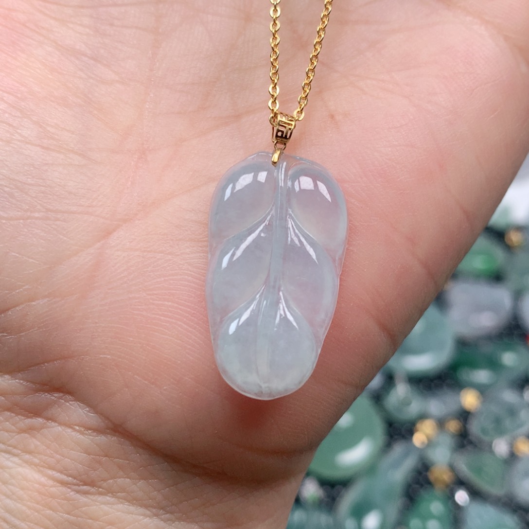 【闪购商品】翡翠吊坠(不含链)18K金镶嵌