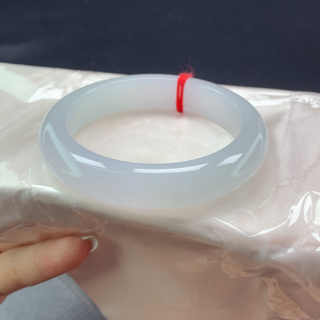 翡翠手镯未镶嵌（38号）