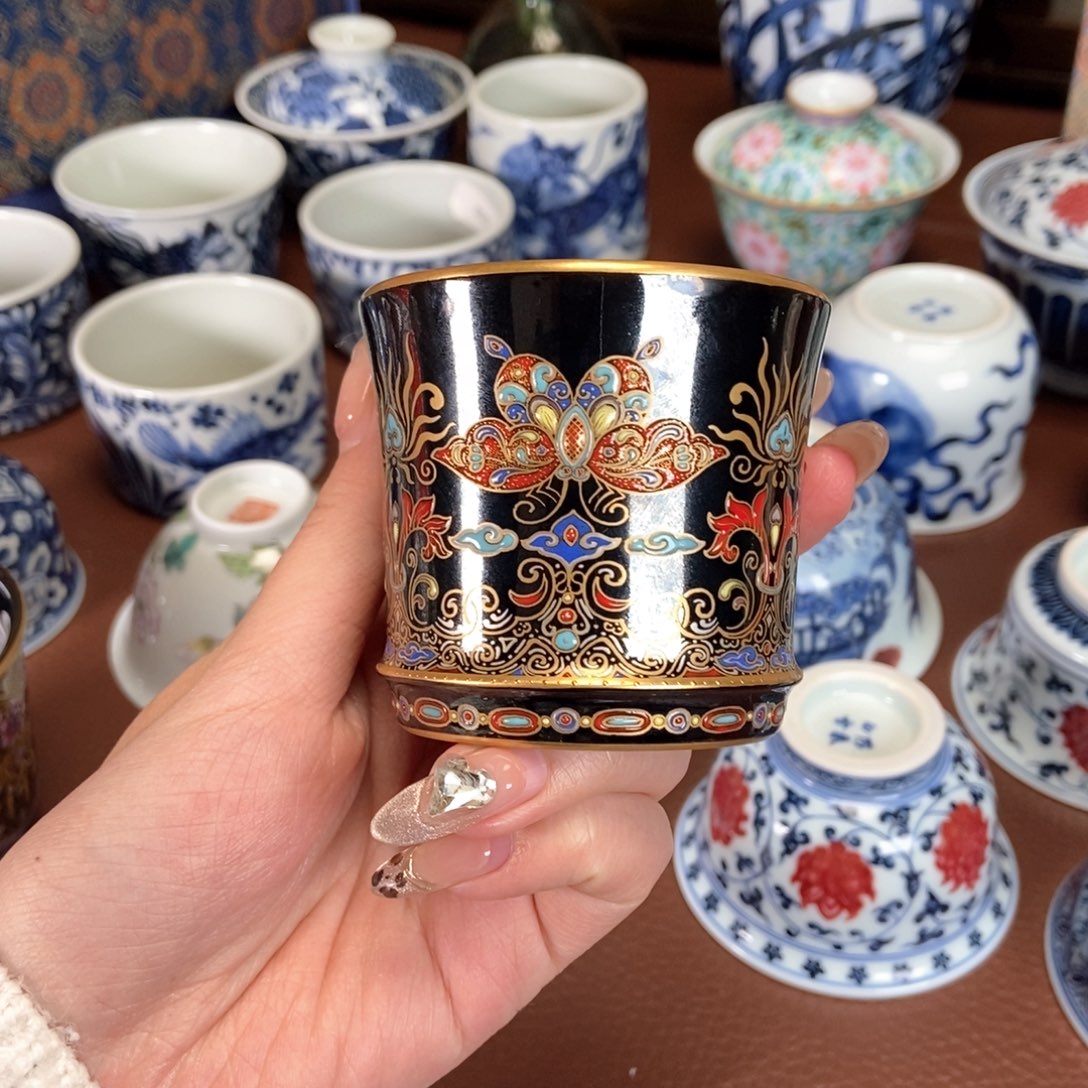 溢珍堂蝶恋花马蹄杯