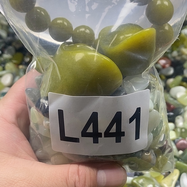 岫玉鱼缸石未镶嵌