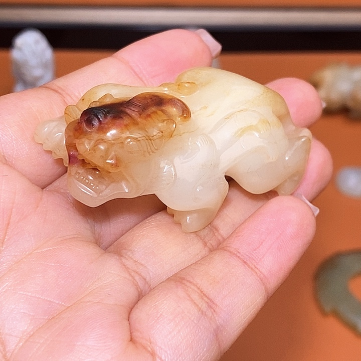 和田玉未镶嵌挂件老*钱