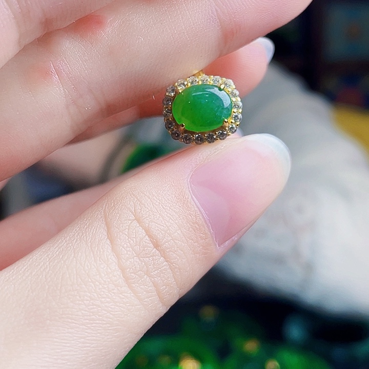 翡翠银S925镶嵌颈饰多样性