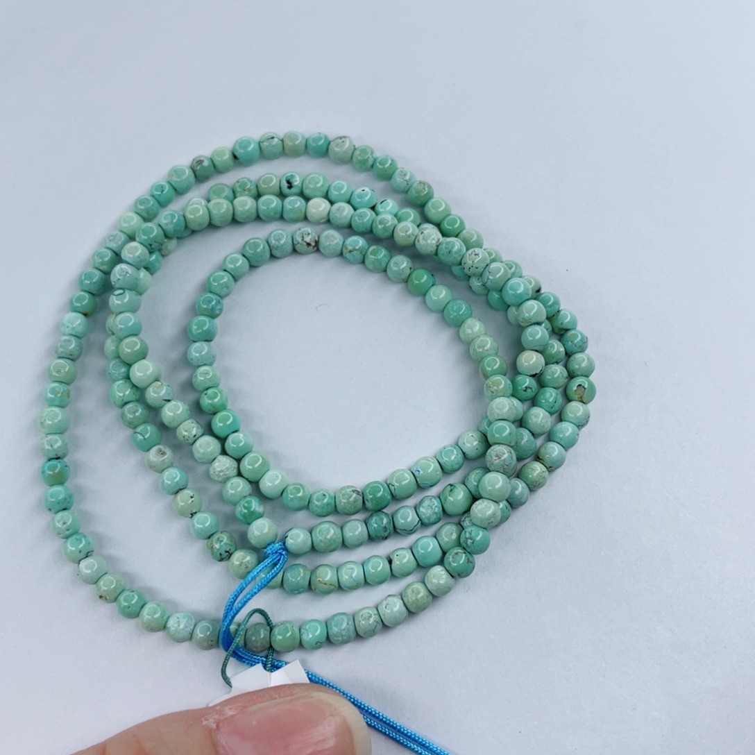 绿松石颈饰未镶嵌