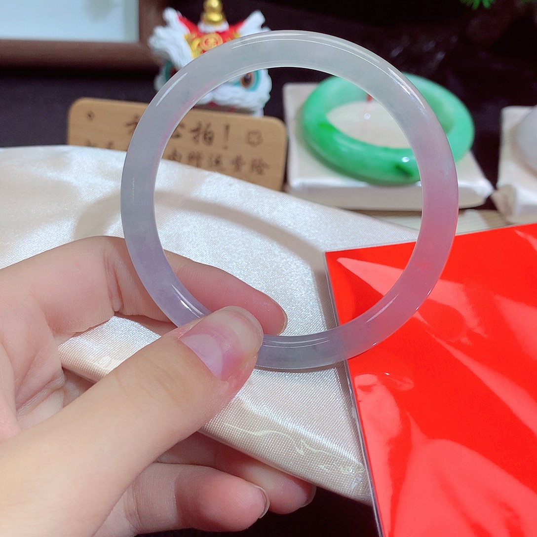 翡翠未镶嵌手镯537
