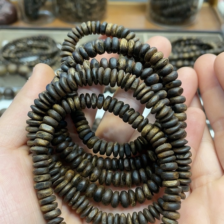 沉香沉香碎屑奇楠老料花香卡7花香多样性发一个