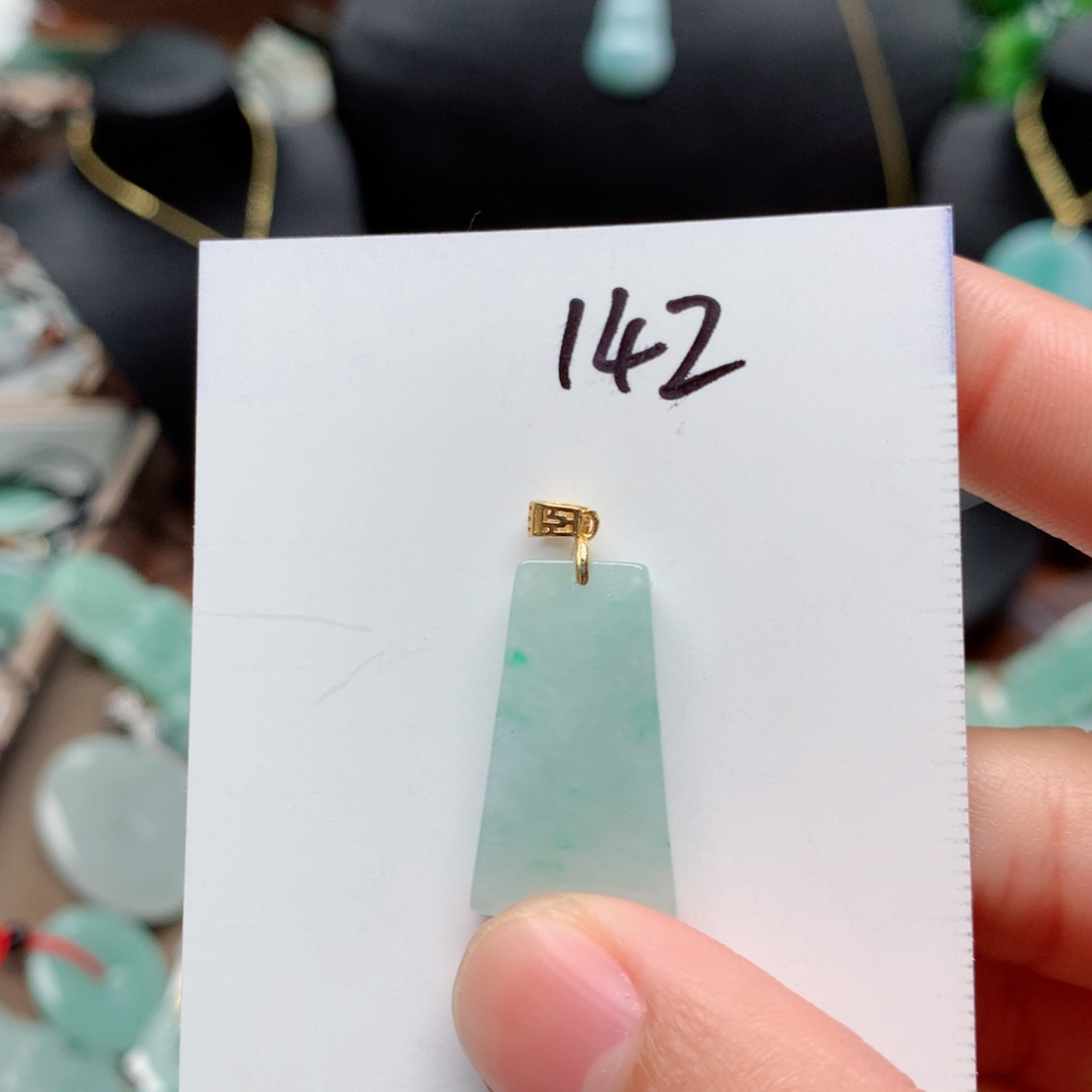 翡翠颈饰银S925镀金镶嵌吊坠