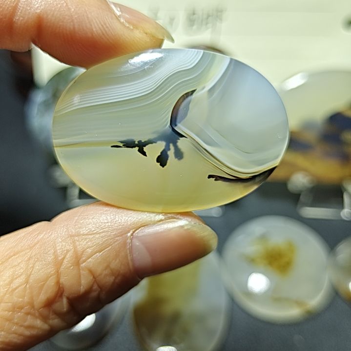 玛瑙/玉髓未镶嵌珠宝奇石