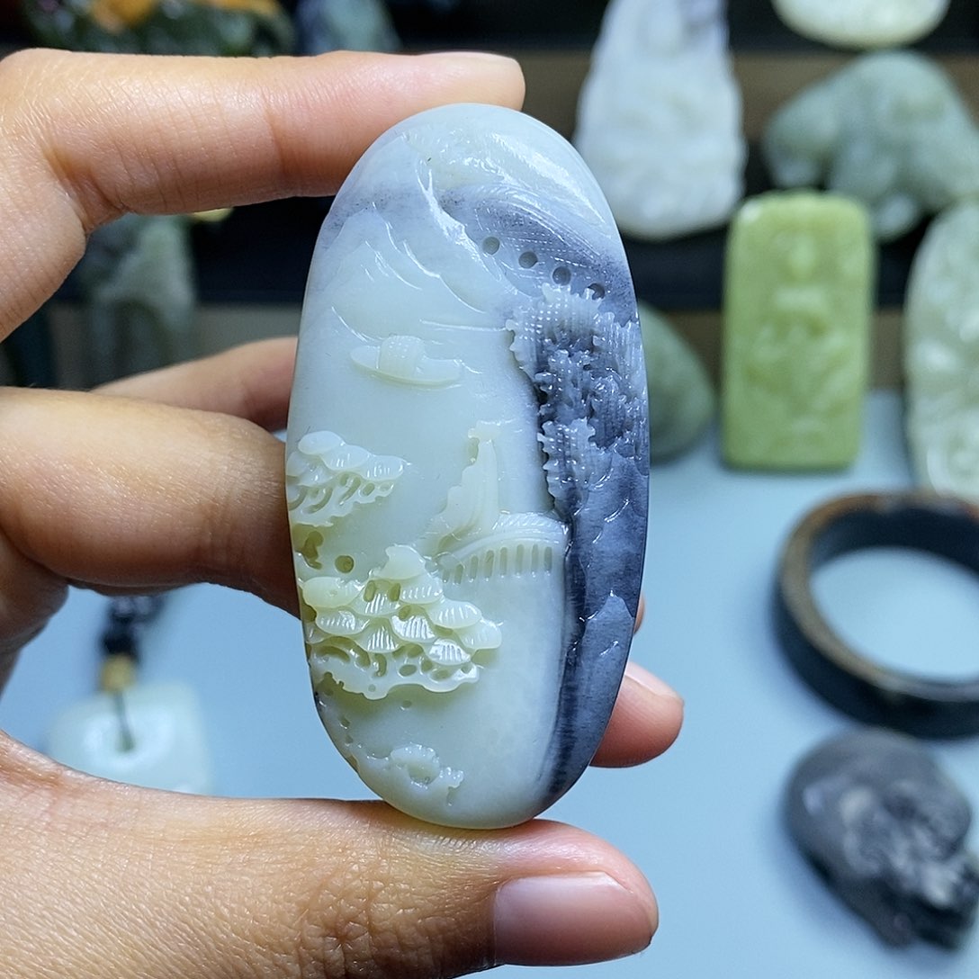 颈饰未镶嵌和田玉清*