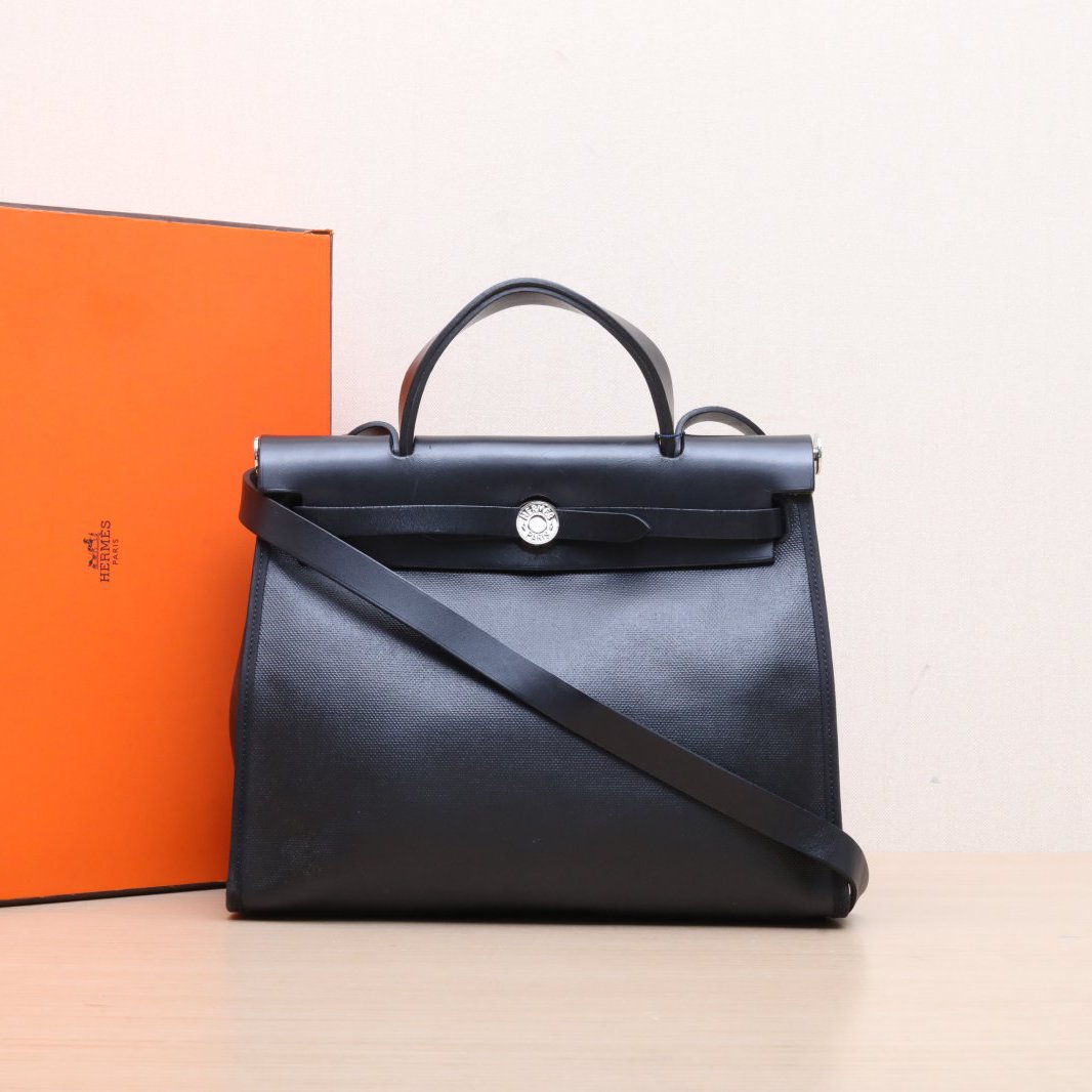 95新 Hermes/爱马仕 小花Jerry活动Herbag 31 防水帆布黑色 D刻