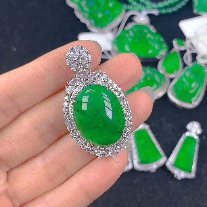 翡翠吊坠(不含链)银S925镶嵌