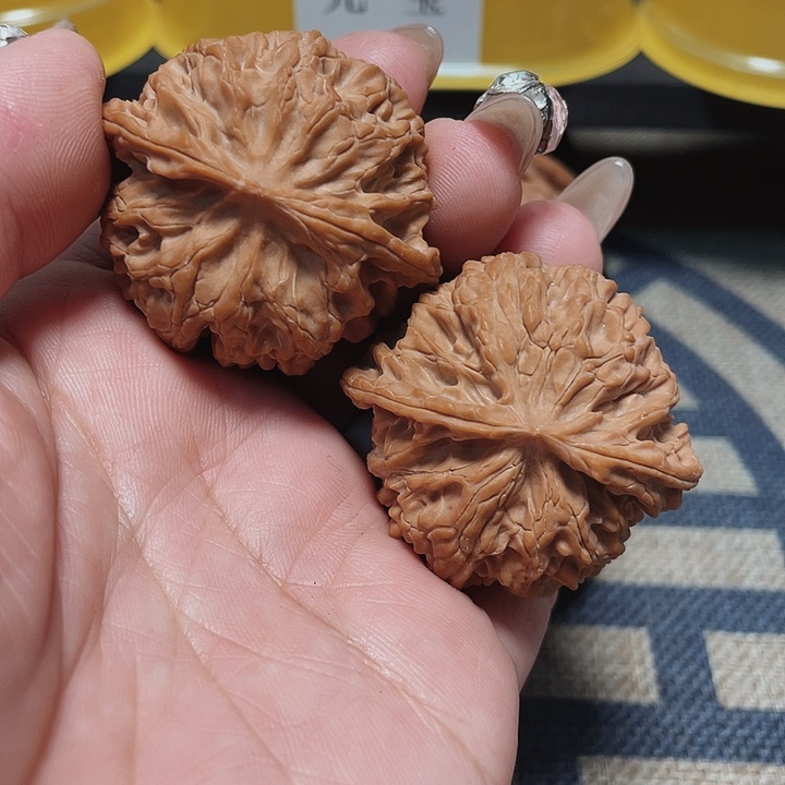 文玩核桃把件苹果44