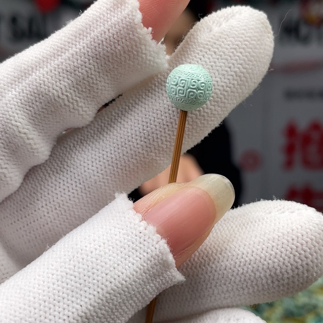 绿松石未镶嵌挂件