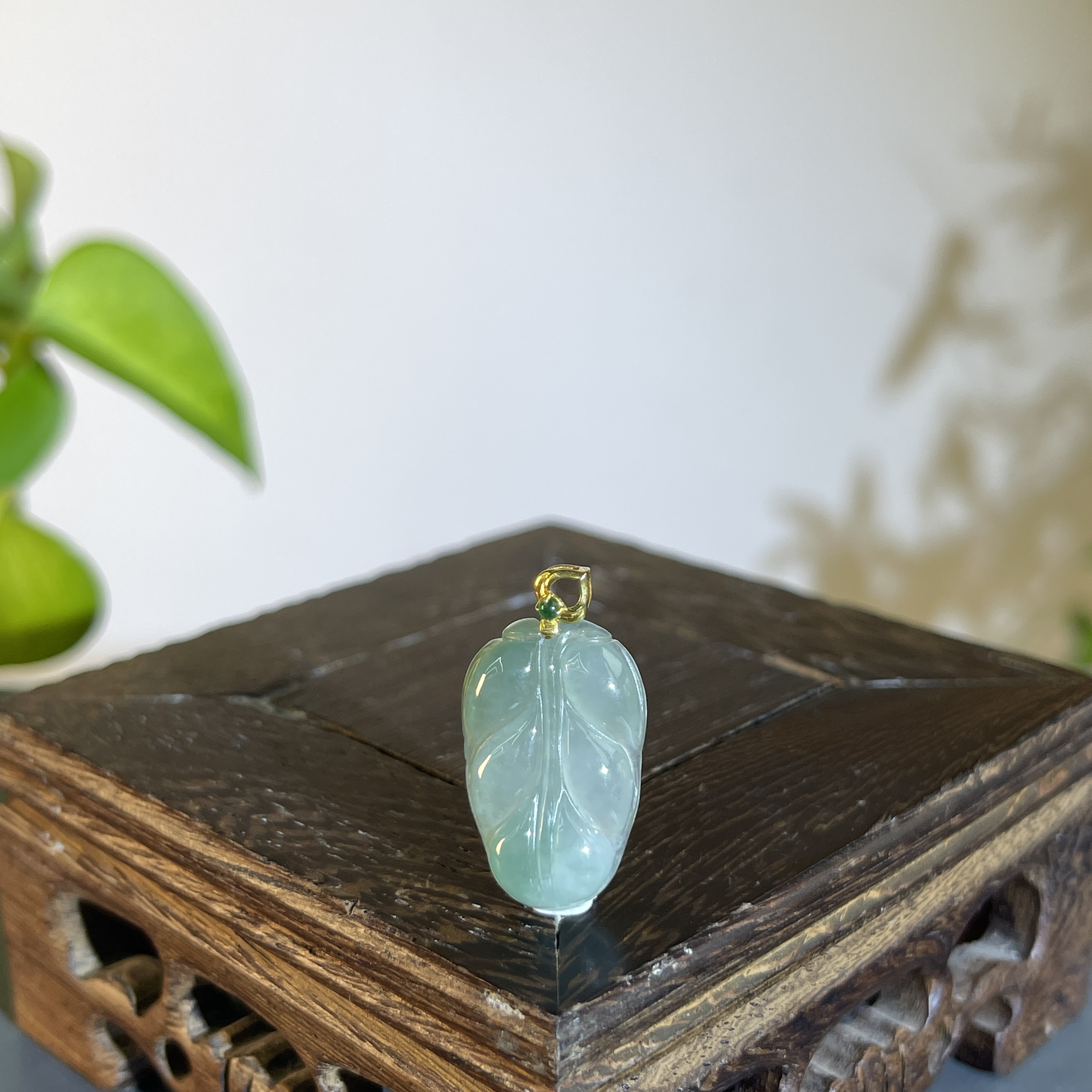 JXW19-013 天然翡翠缅甸A货 18K金扣大业有成