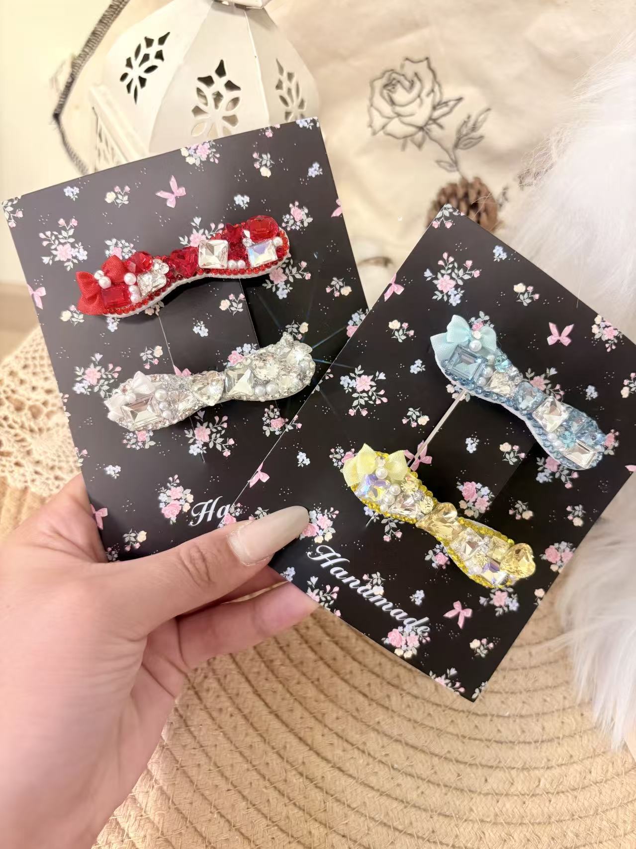 宠物发饰狗狗顶夹满钻超闪蝴蝶结宠物发夹轻奢马尔济斯约克夏