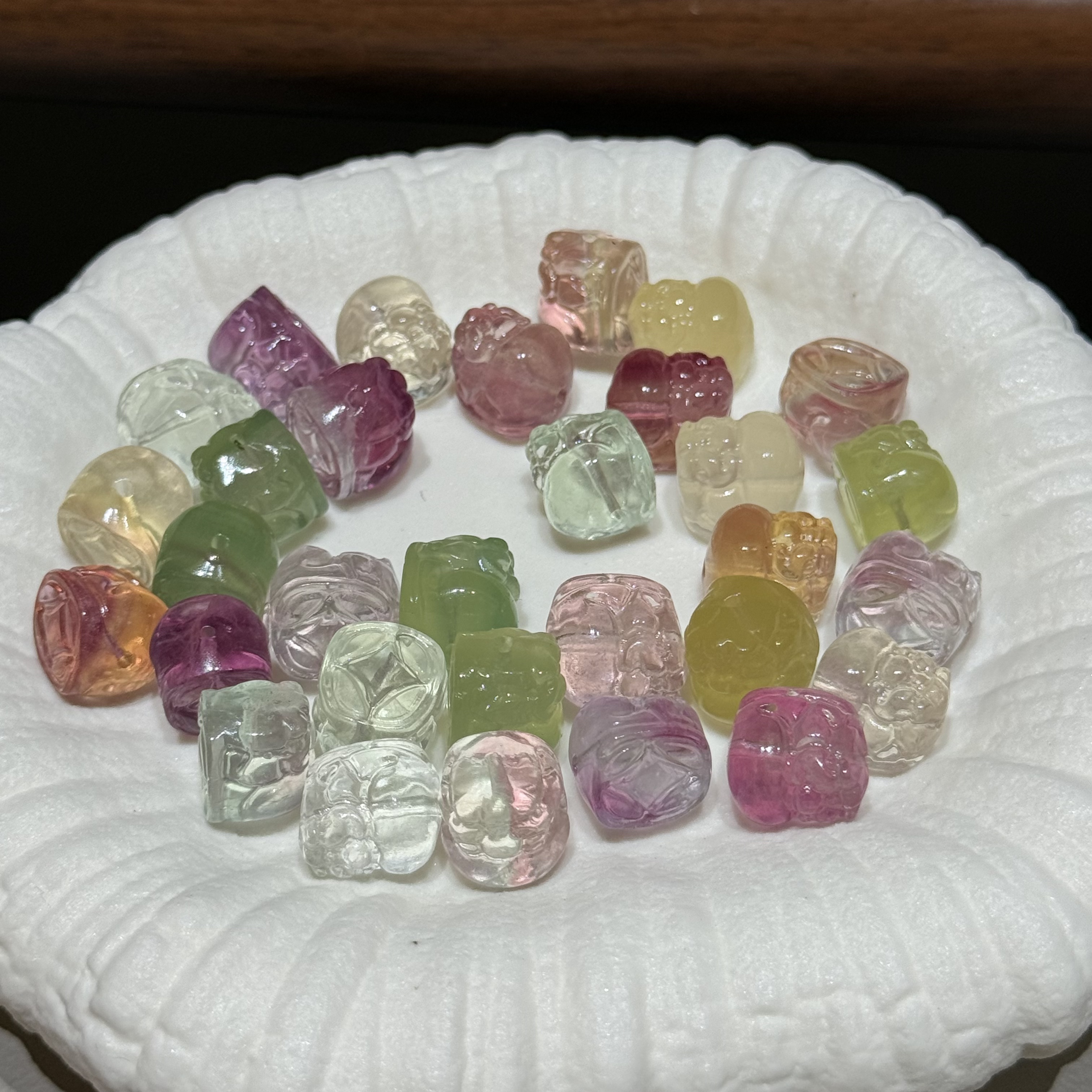 晶挖挖天然貔貅彩虹萤石百搭时尚饰品摆件（0110）多样性发其一