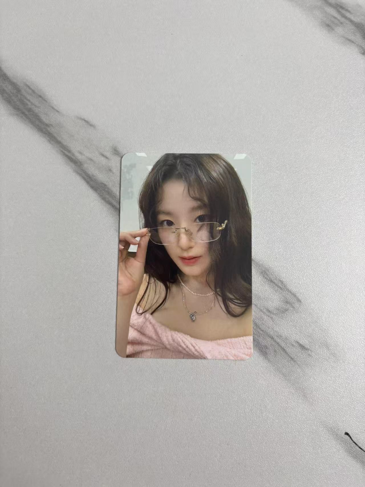 【现货】娃 i-dle mini8 k4线下幸运卡 眼镜刷