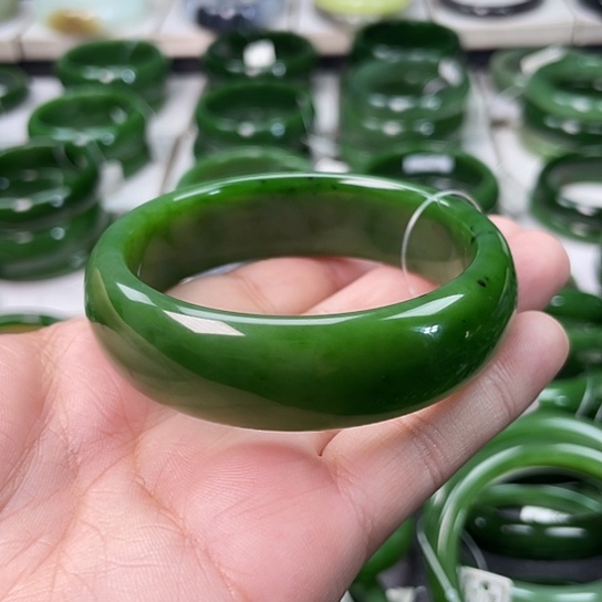 和田玉（碧玉）未镶嵌手镯c****9