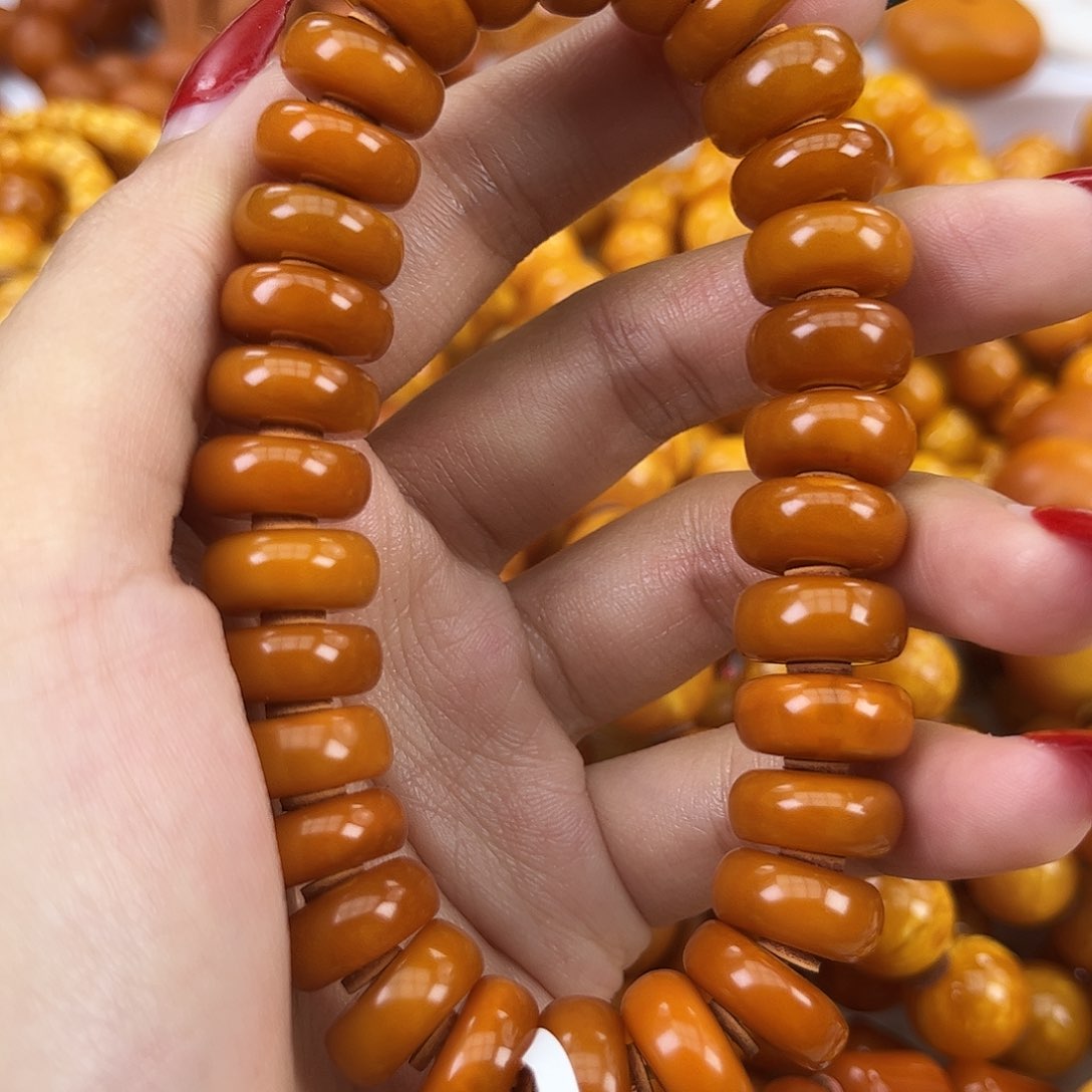 琥珀颈饰未镶嵌蜜蜡