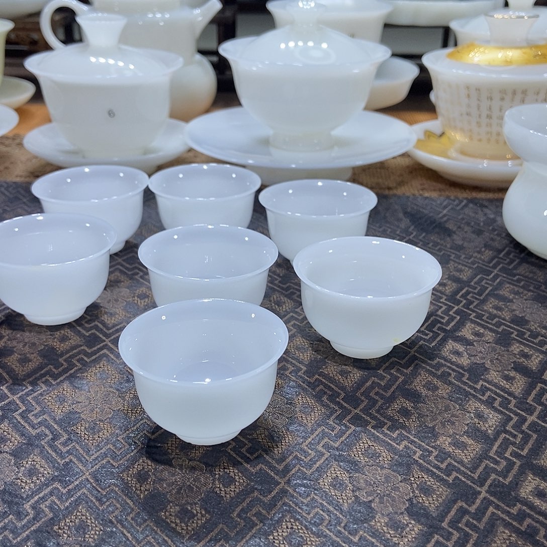 我就会去给别人发私信和我聊