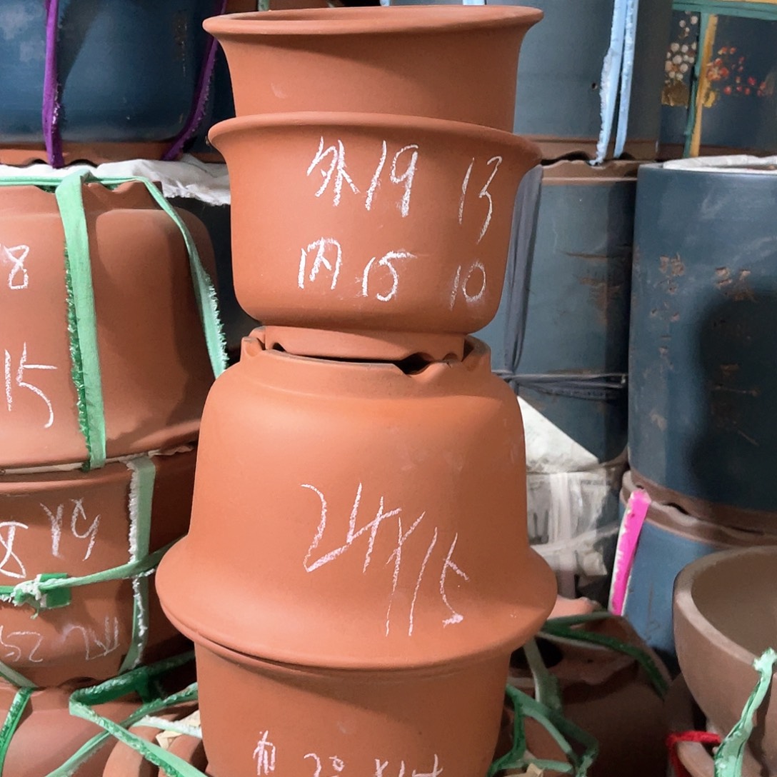 紫砂花盆金钟盆两个