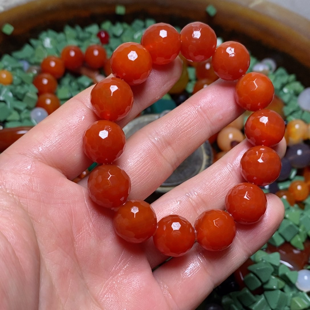 未镶嵌颈饰玛瑙/玉髓