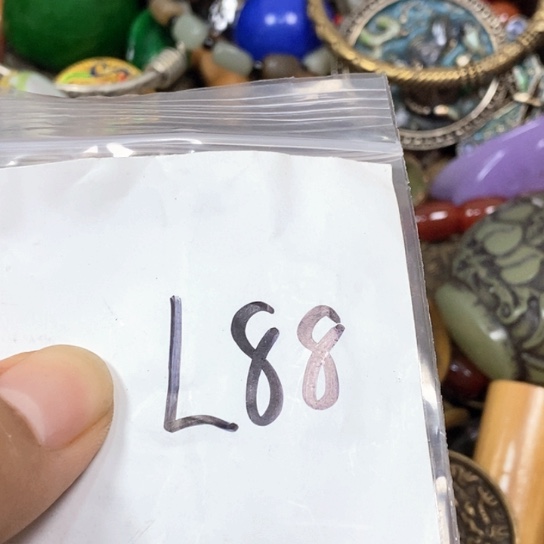 斌***哥吊坠滴血莲花菩提