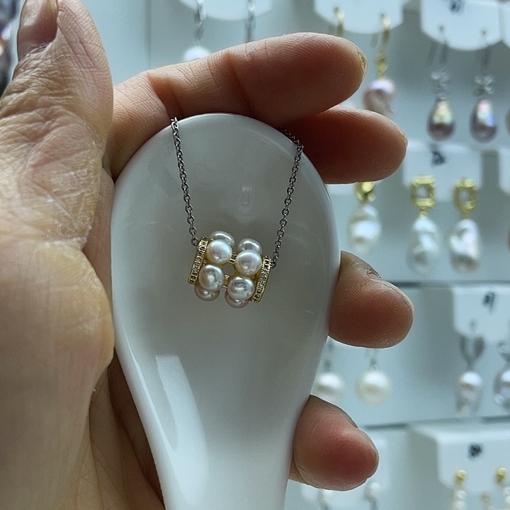 淡水珍珠颈饰未镶嵌