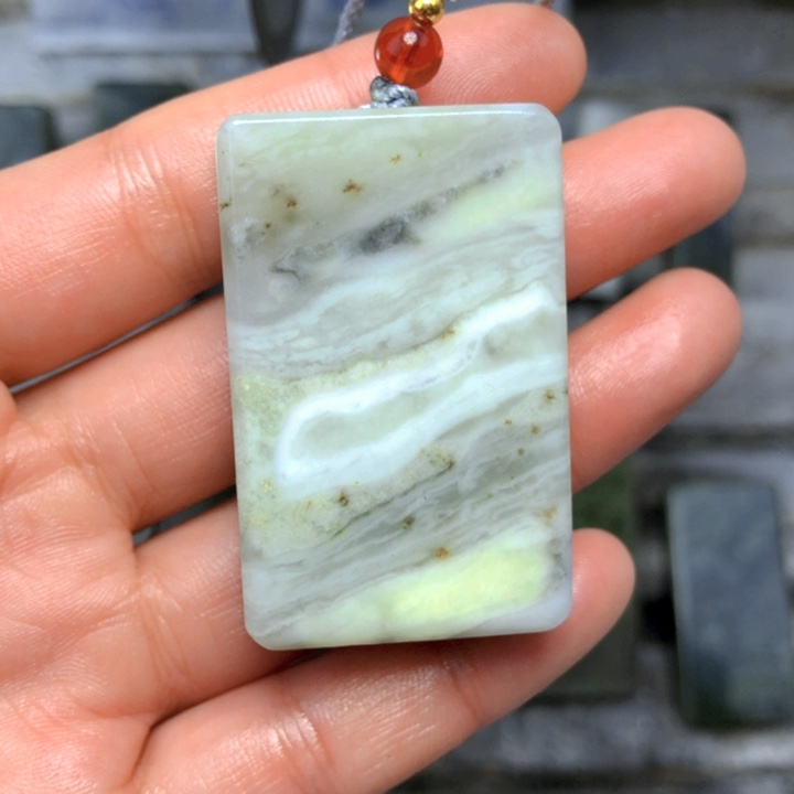 颈饰未镶嵌和田玉