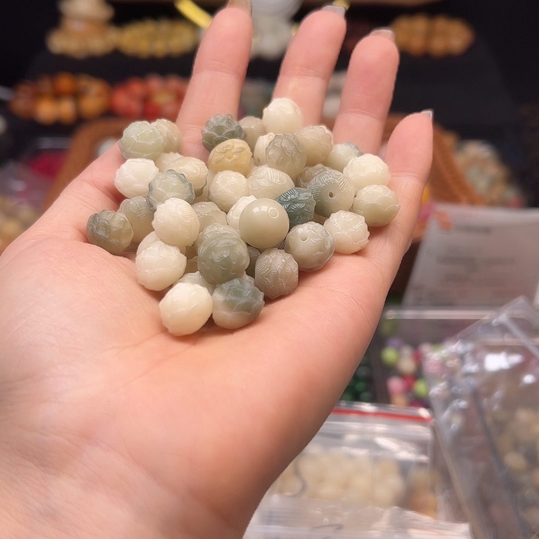 手串菩提根/象牙果卡12飘绿莲花100颗