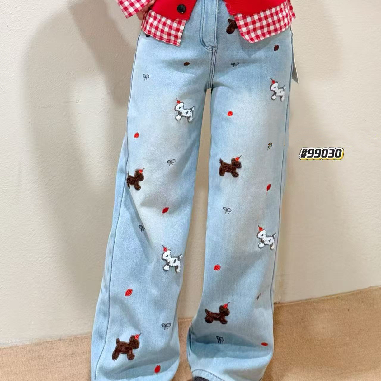 99030大码女装加绒小狗刺绣牛仔直筒裤（裤长102左右）