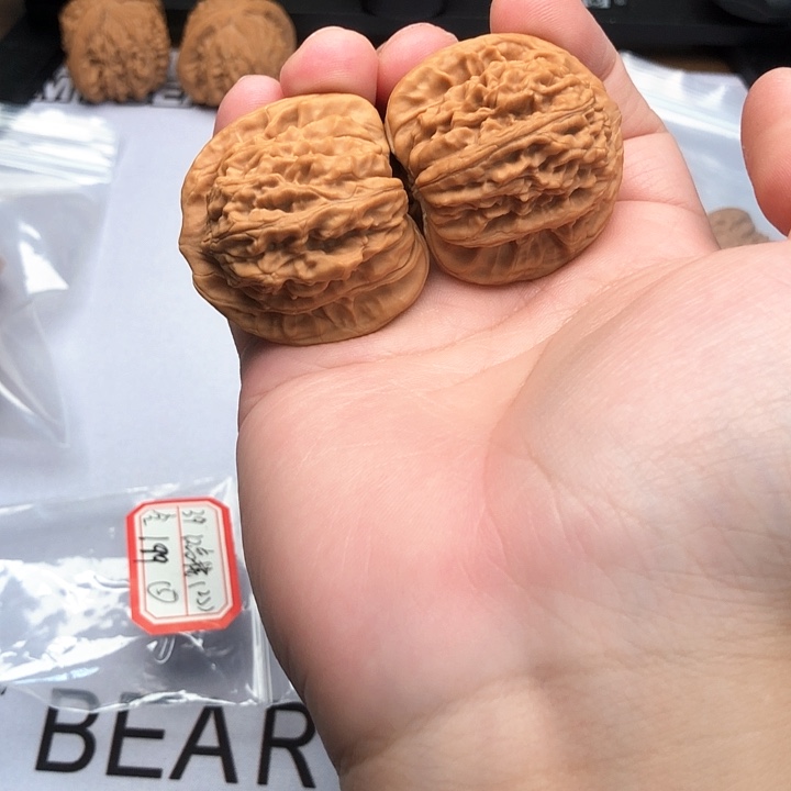 文玩核桃吊坠39全品23年汉高楼